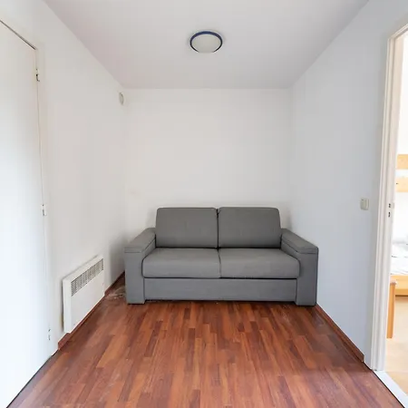 For 6 People With 2 Rooms, Cleaning Included Apartment Oostduinkerke