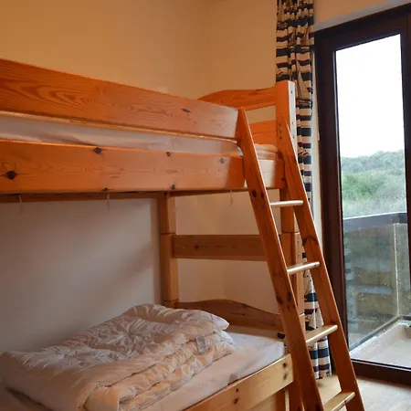 For 6 People With 2 Rooms, Cleaning Included