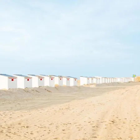By Sea And Dunes With Terrace, Cleaning Included Apartamento Oostduinkerke