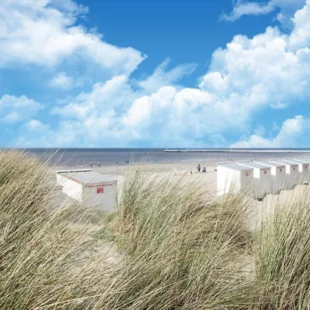 For 6 People With 2 Rooms, Cleaning Included Apartment Oostduinkerke