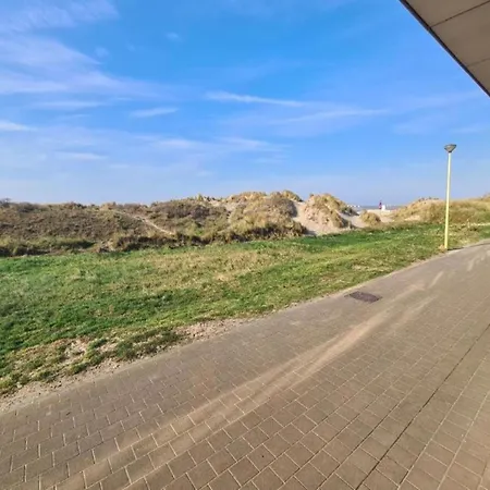 By Sea And Dunes With Terrace, Cleaning Included *